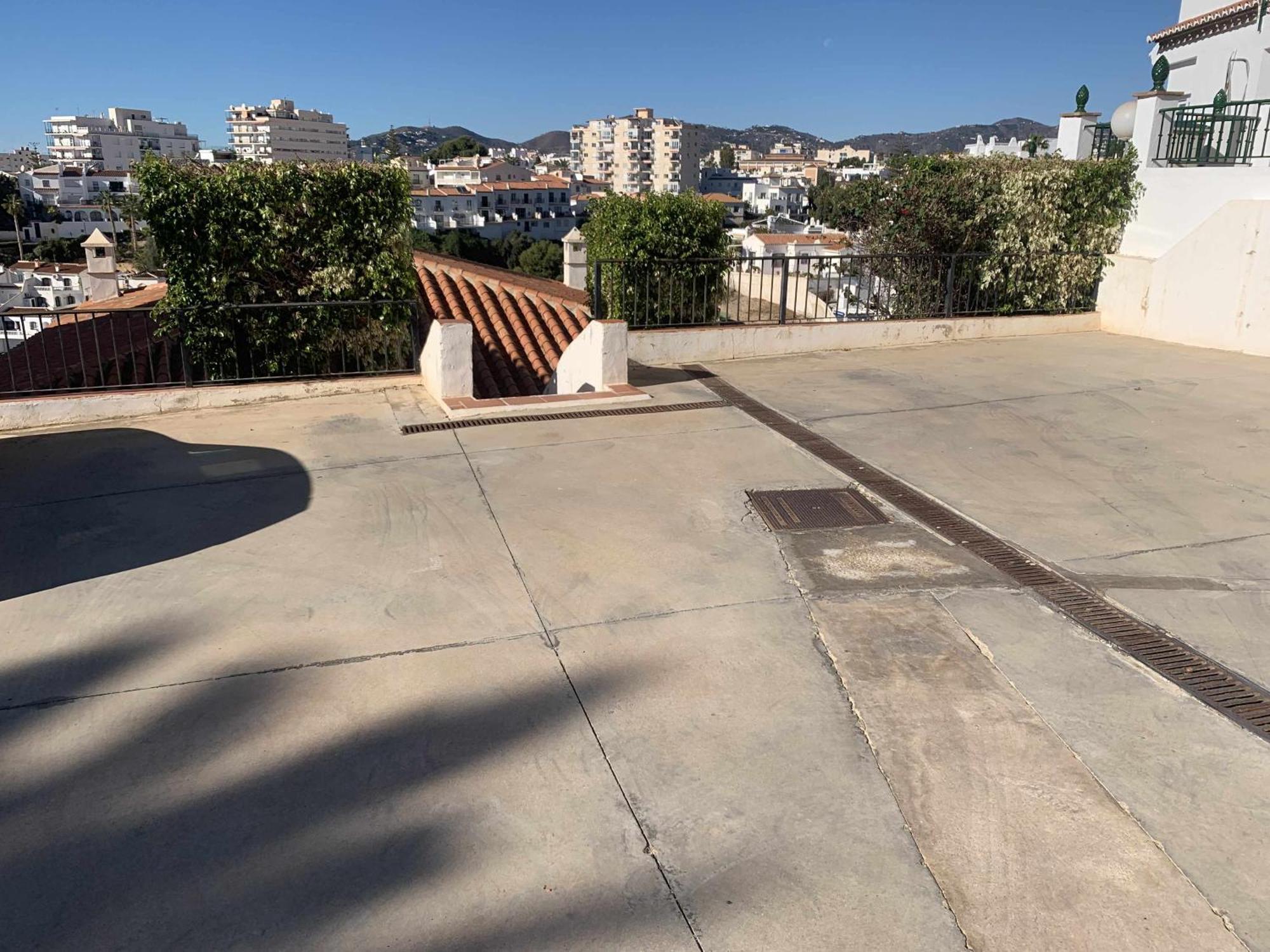Casa Kaluel Adosado Blanco Βίλα Nerja Εξωτερικό φωτογραφία
